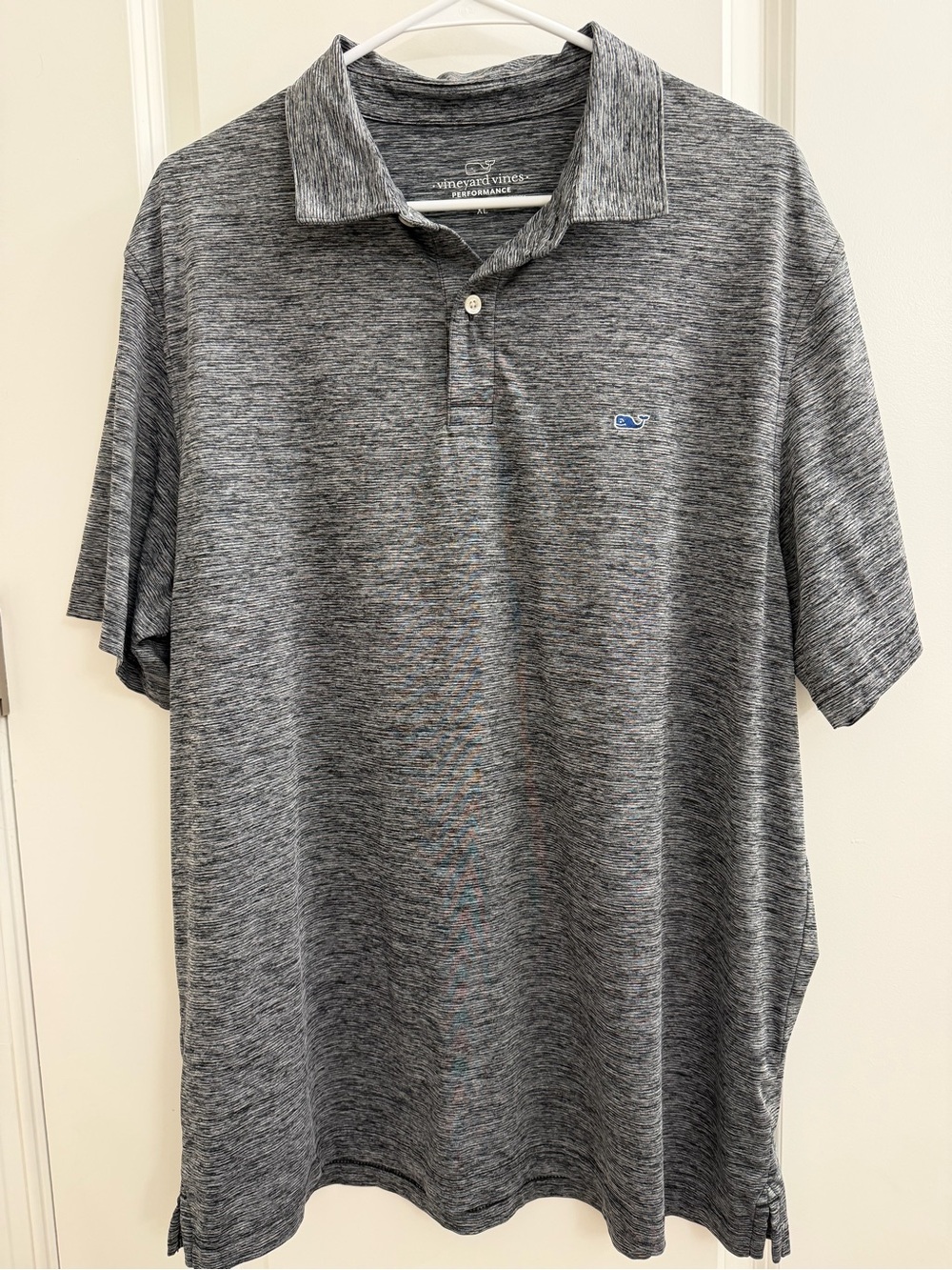 Vineyard Vines Men’s Gray Marled Performance Polo with Whale Logo